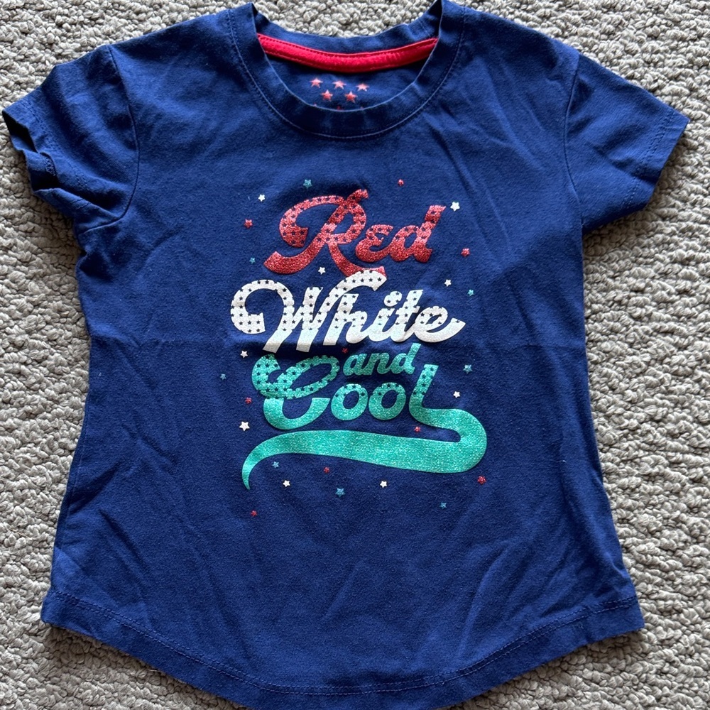 Source Unknown Navy Short-Sleeve Graphic Tee with Red, White, Teal Print
